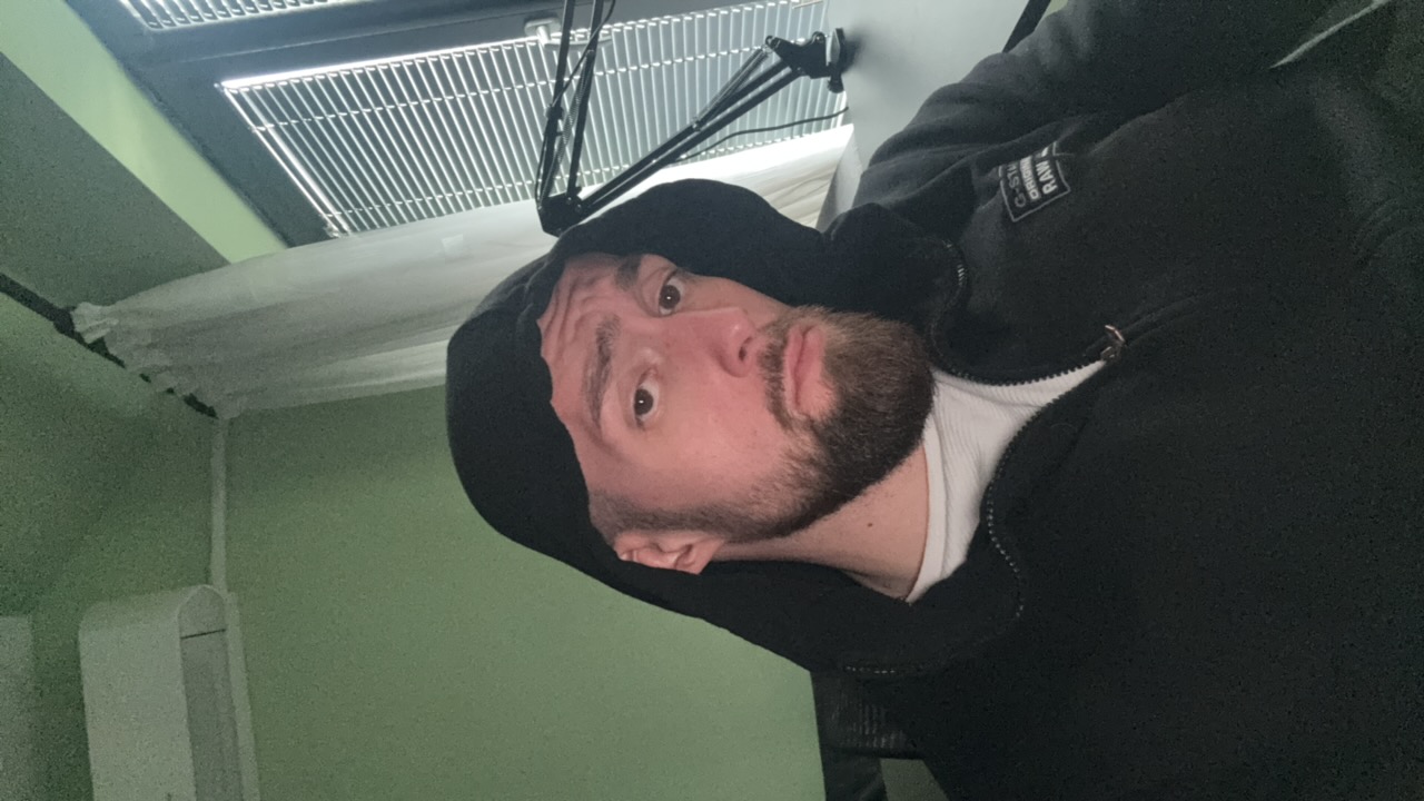 QsK4ZkUuE2ePWAEYUCyhredLpnE2