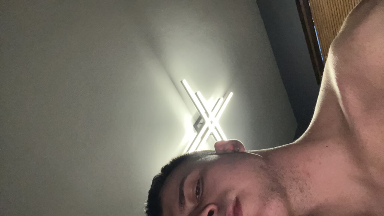 SxYnX7LaV8UKMLydMIuVu31ZUc83