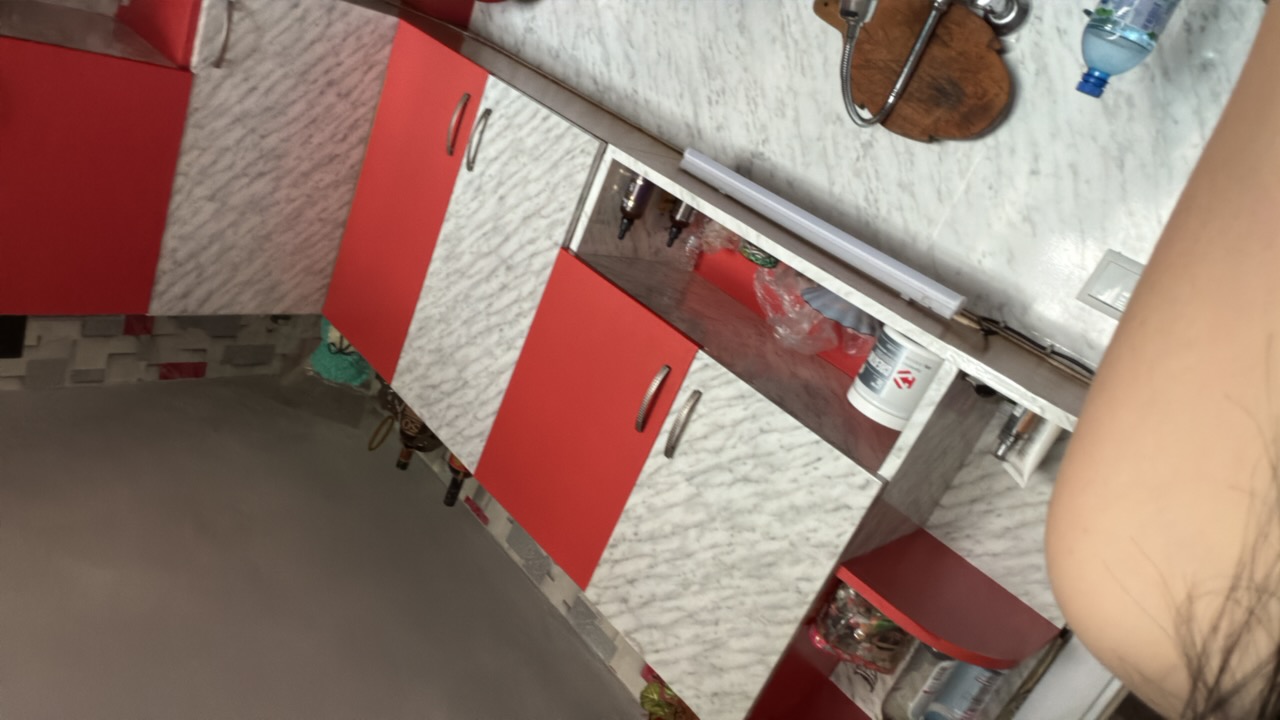 T5buxxg1aJRXcCrTUVJj8DvSEU53