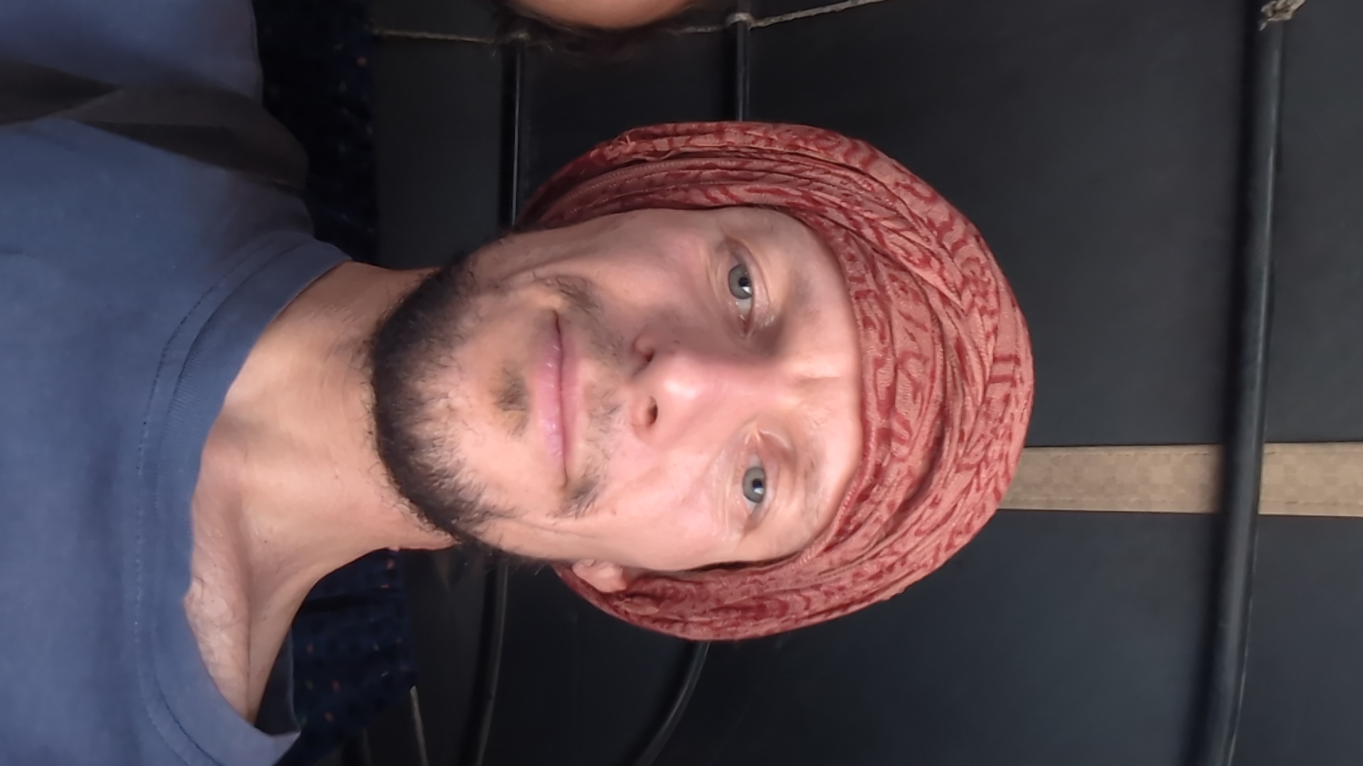 UbolDdPycUWMB5S5JqO1S4MreoF3
