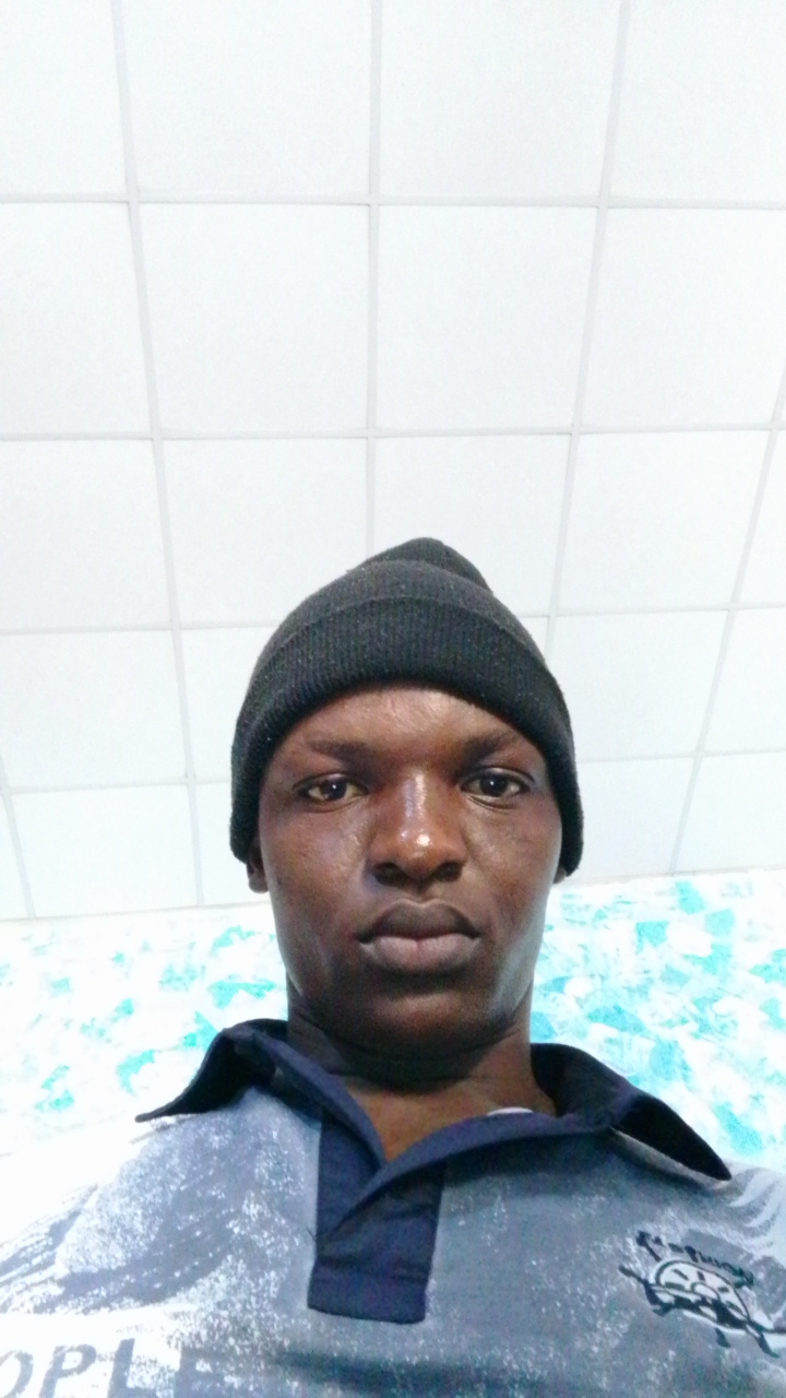UdENaTyIaSVCNnh2VzlSqN7Voz52