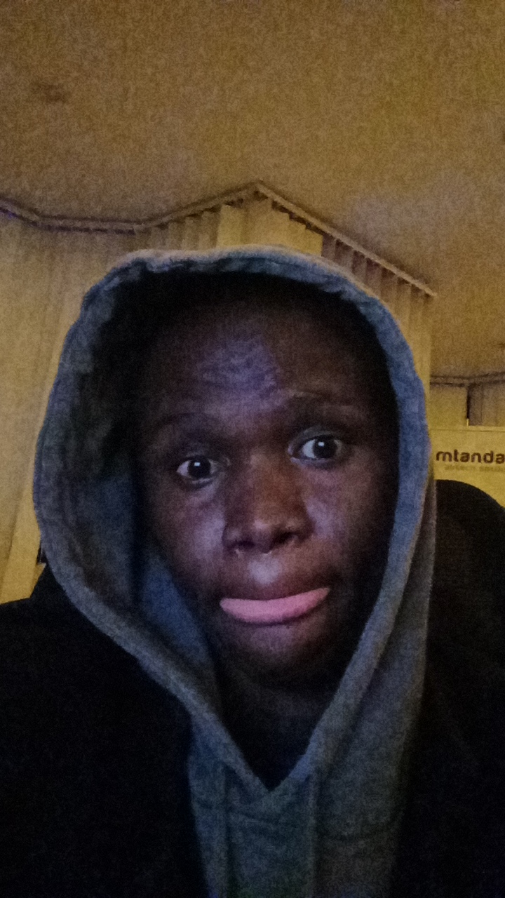 FM-lxdCX5E's profile picture