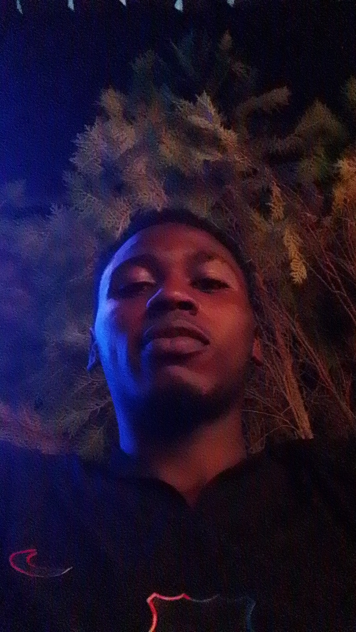 DixxyWayn 's profile picture