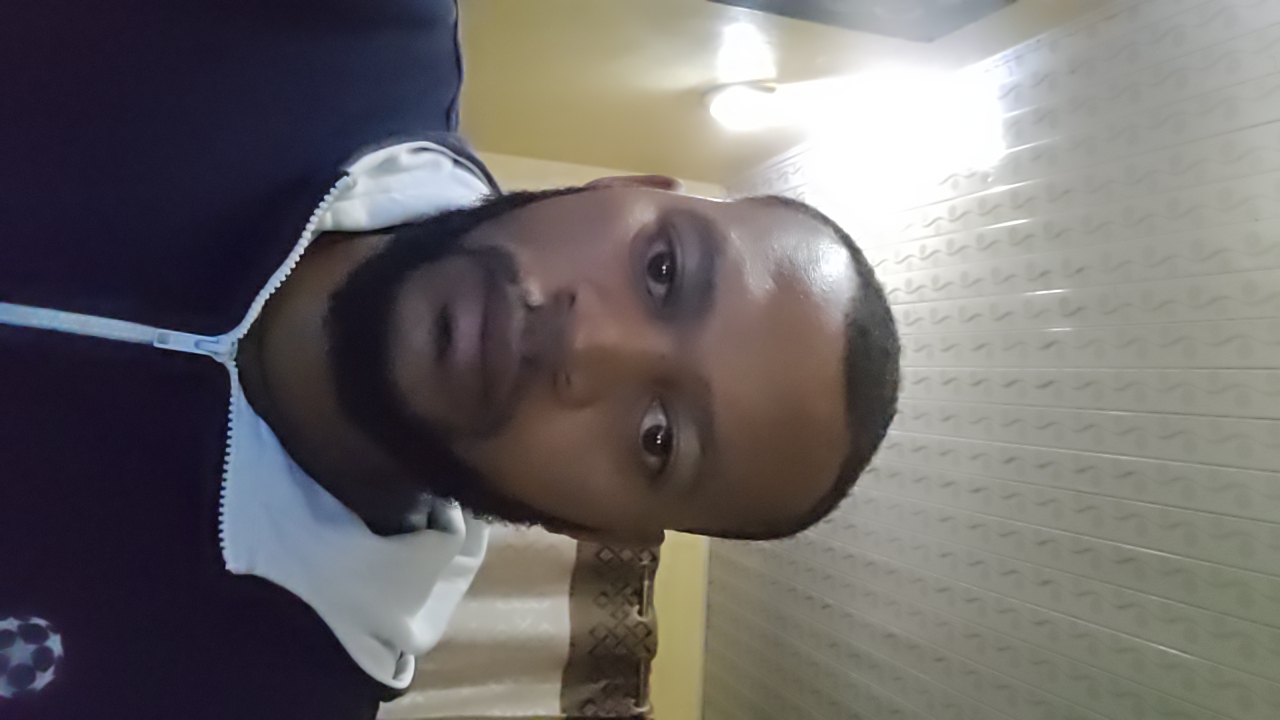 FM-pbxUi1's profile picture