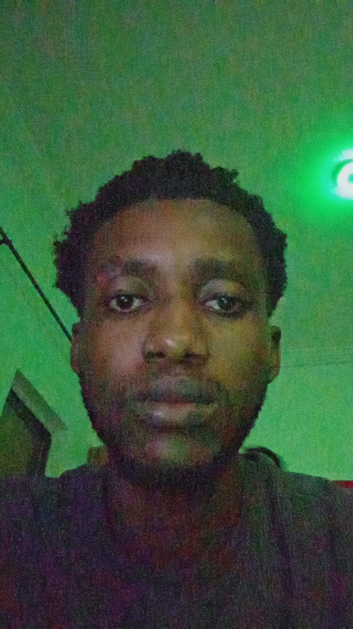 FM-ftXyi1's profile picture