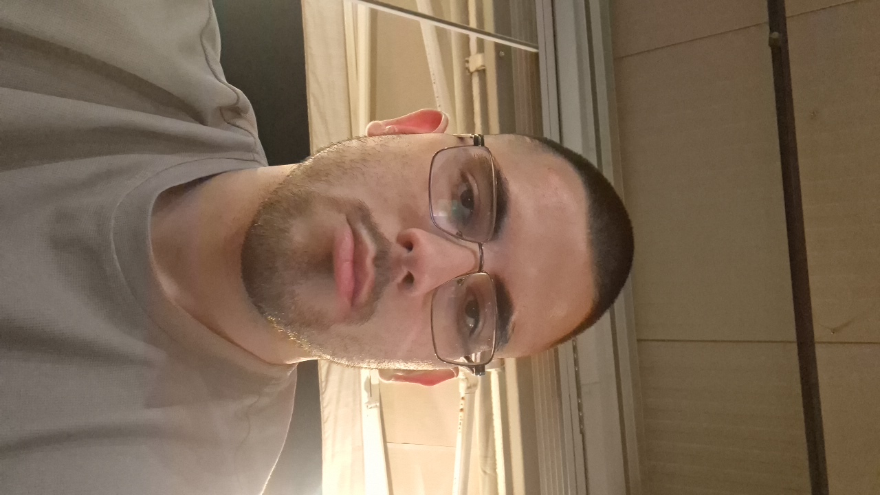 am8BLpxZGbah9MnaH7uQLRllHyf1
