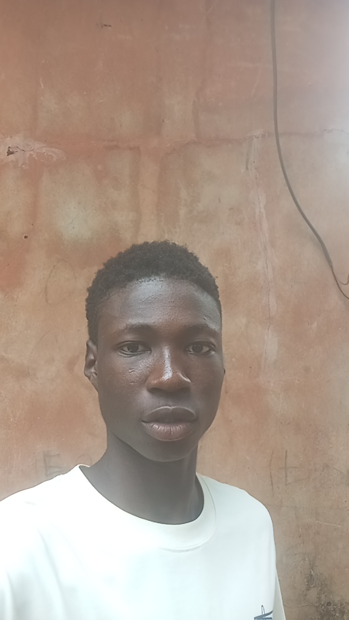 FM-2sjVN1F's profile picture