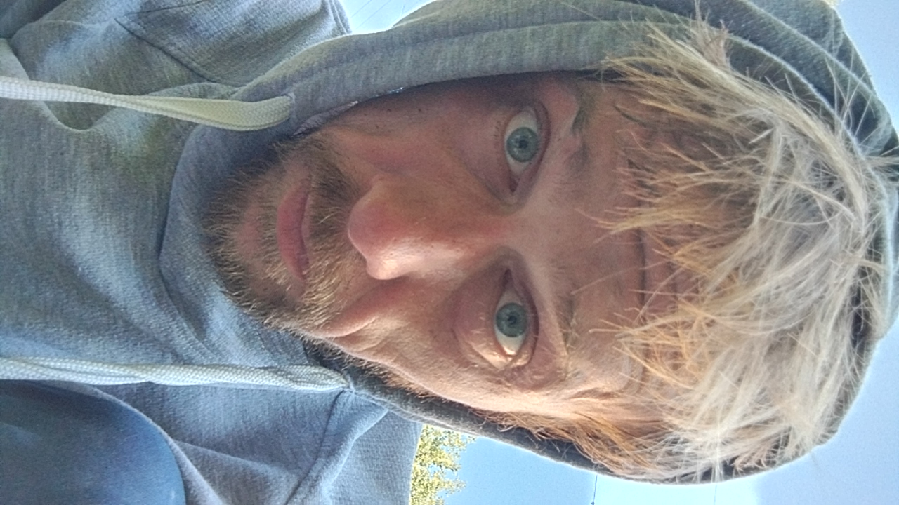 FM-kKBdf1's profile picture