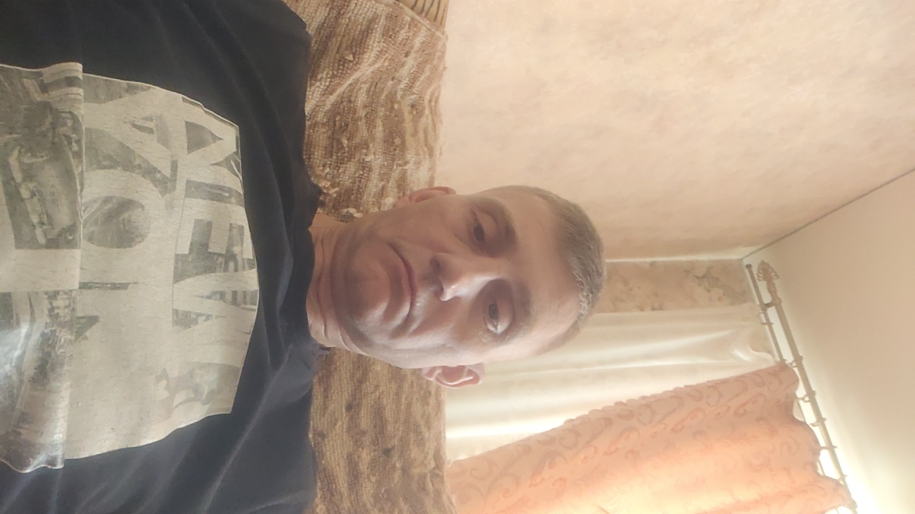 FM-QHW2Q2's profile picture