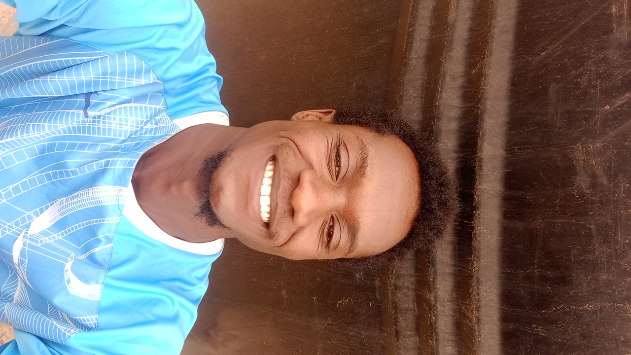 FM-xrc10zH's profile picture