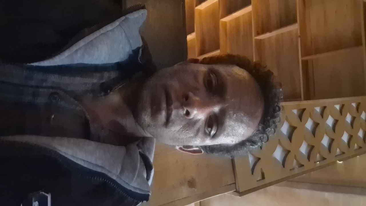 FM-XzyHtjf's profile picture