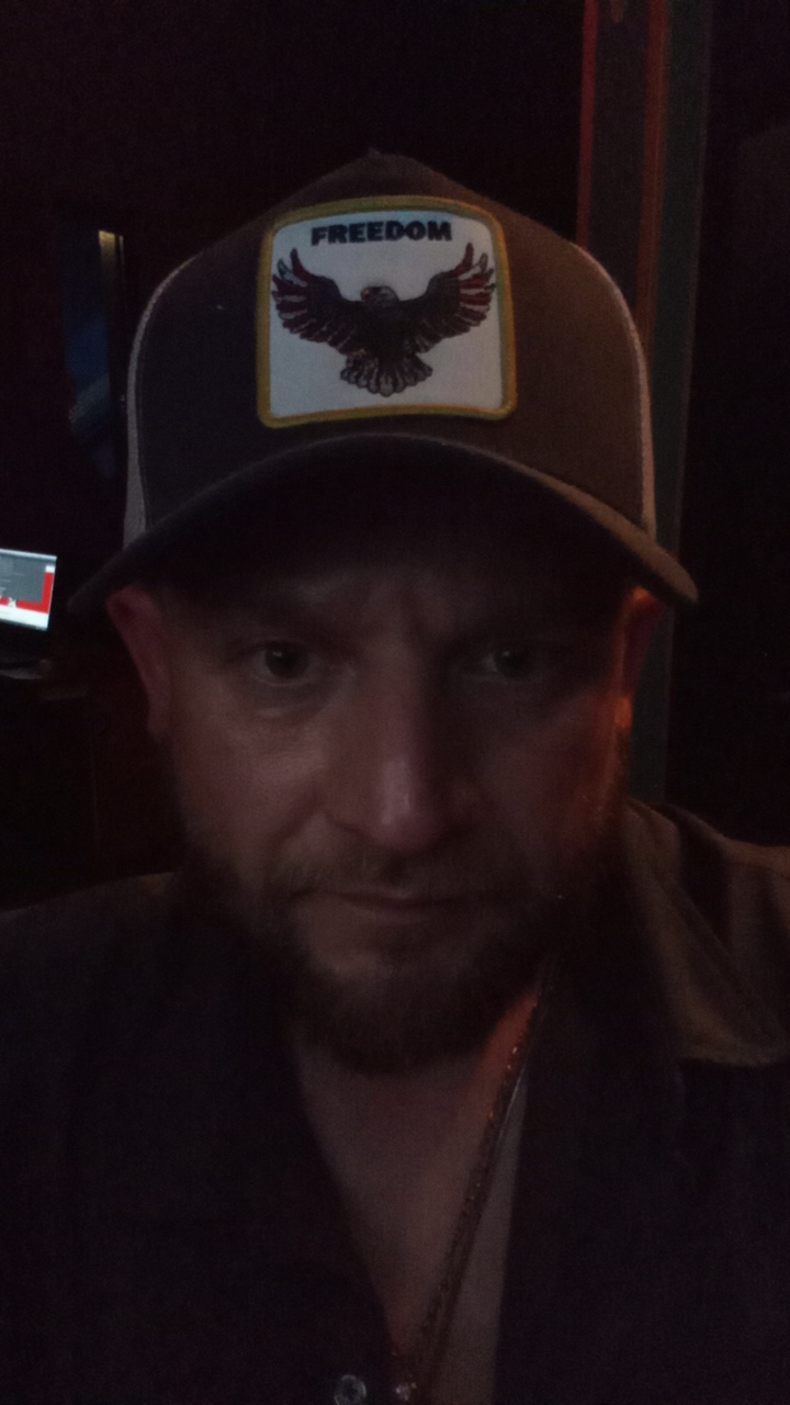 FM-4yWui1's profile picture