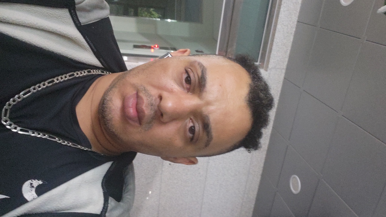 FM-SwfBz2's profile picture