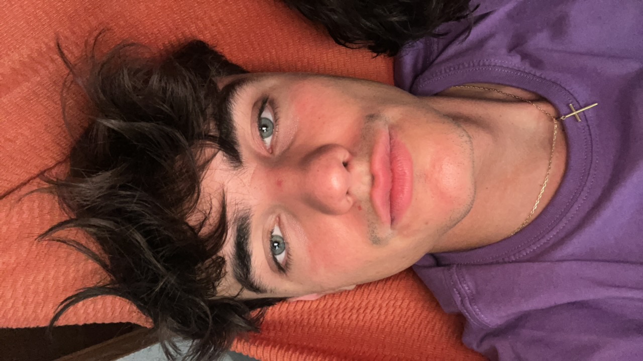 qWRHdWnuUdeWcmD5AtczoQ9euSz2