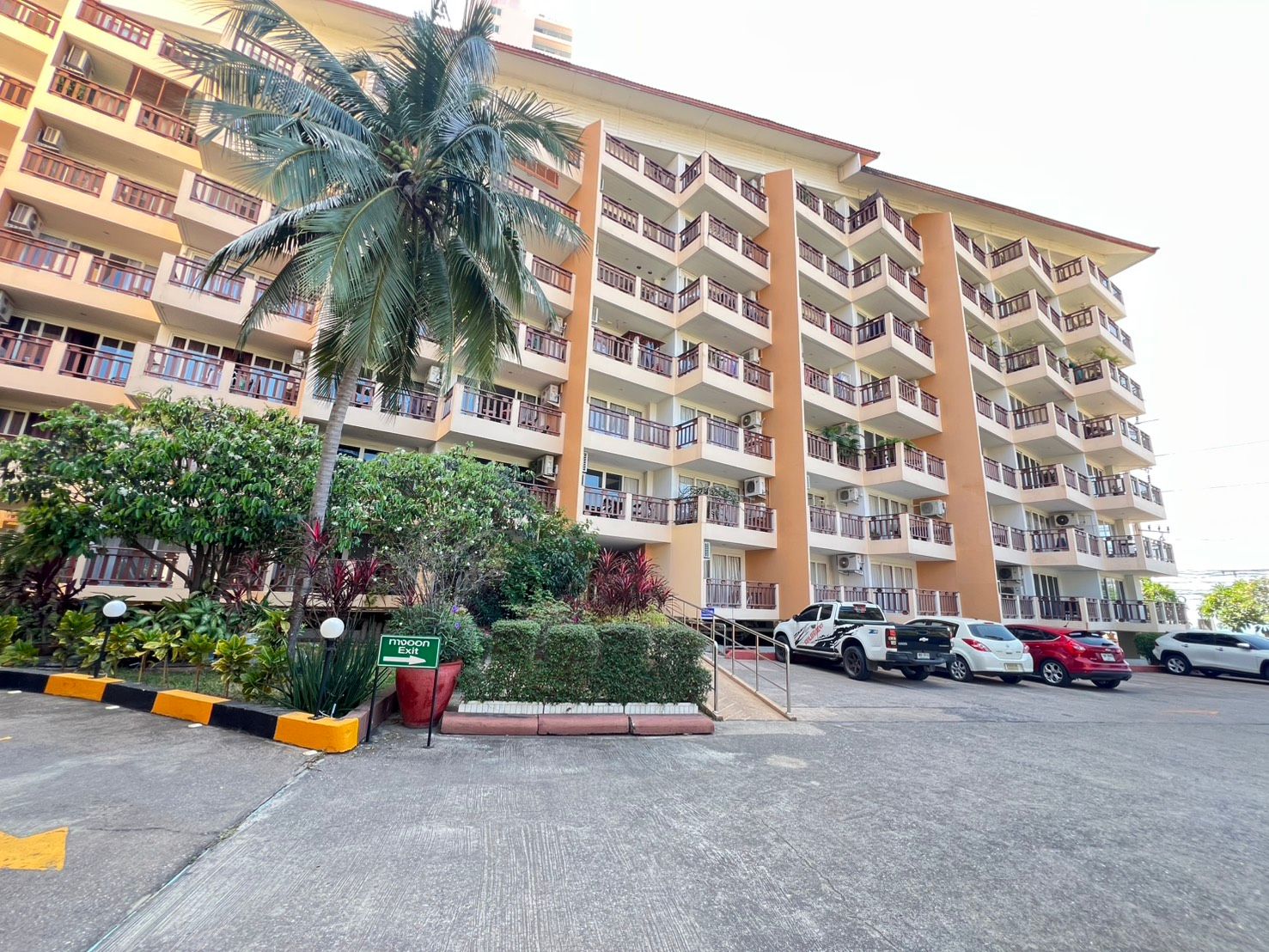 Royal Hill Resort