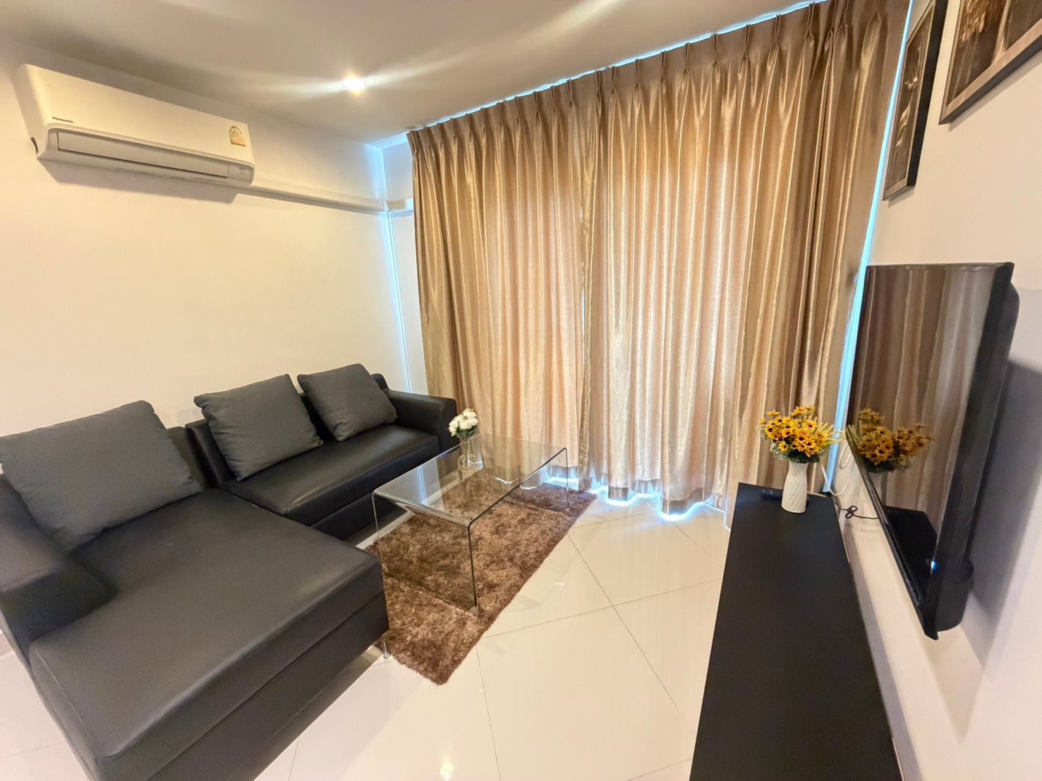 Park Lane Condominium photo 2