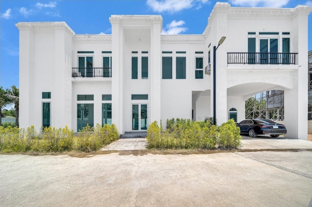 Eden Luxury villa