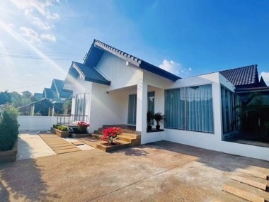 Paradise Hill Village 2