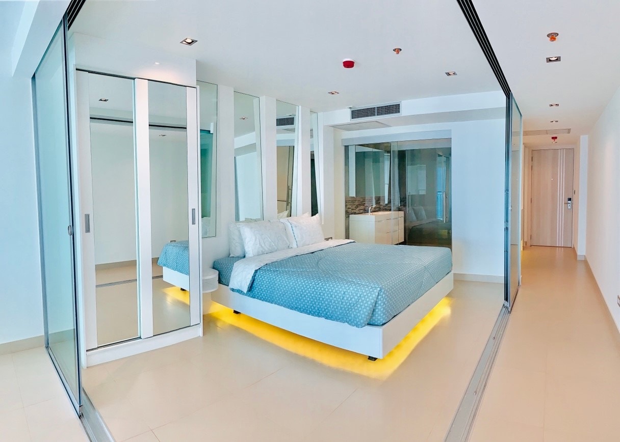 The Sands Condominium photo 1