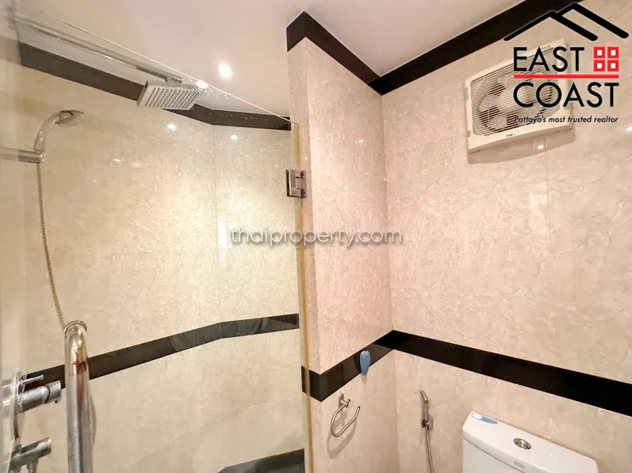 Jomtien Plaza photo 8
