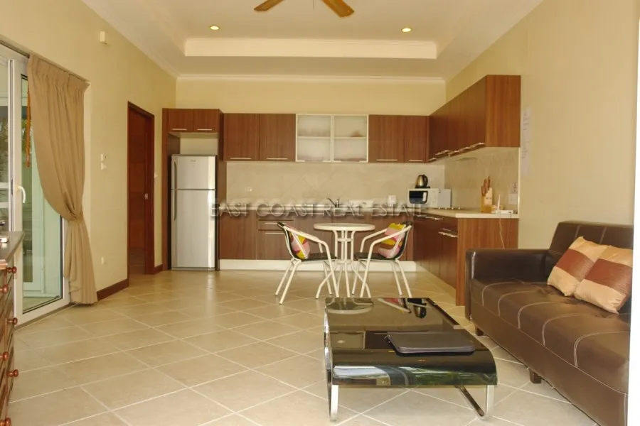 Majestic Residence photo 6