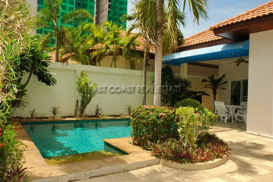 Majestic Residence photo 4