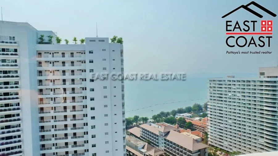 Jomtien Complex photo 16