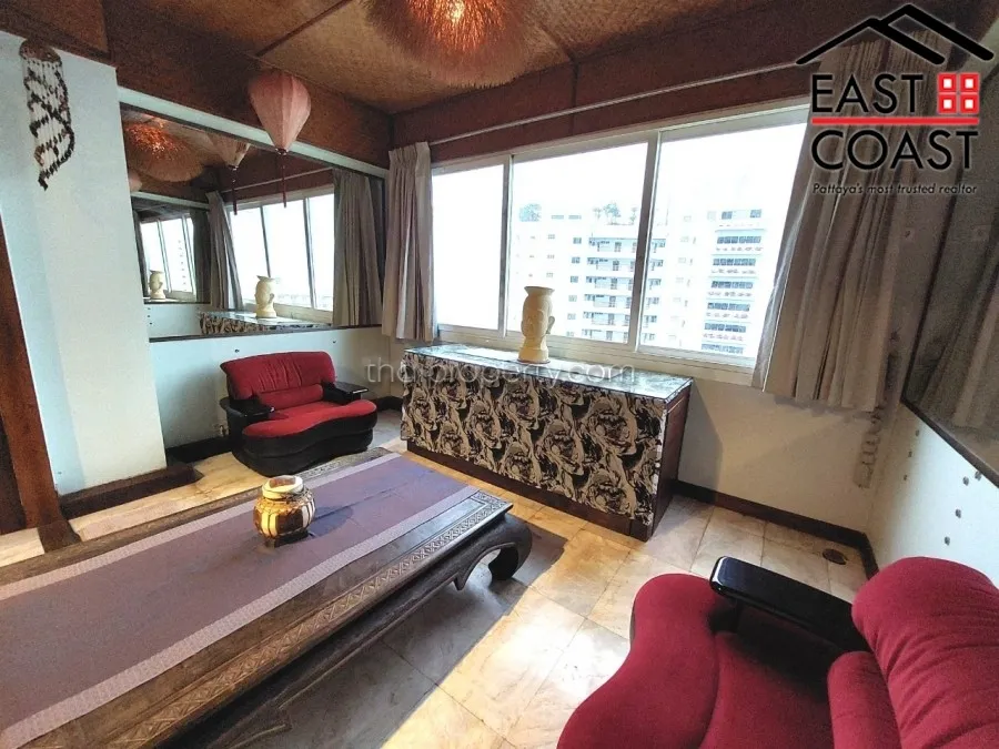 Jomtien Complex photo 13