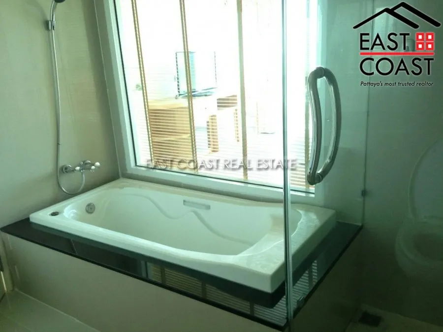 AD Hyatt photo 9