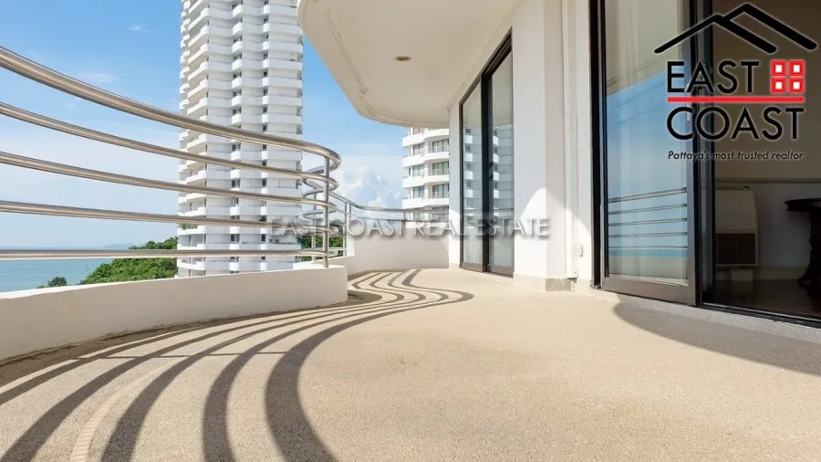 Royal Cliff photo 25