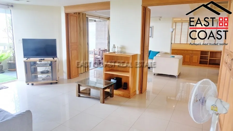 Grand Condo photo 3