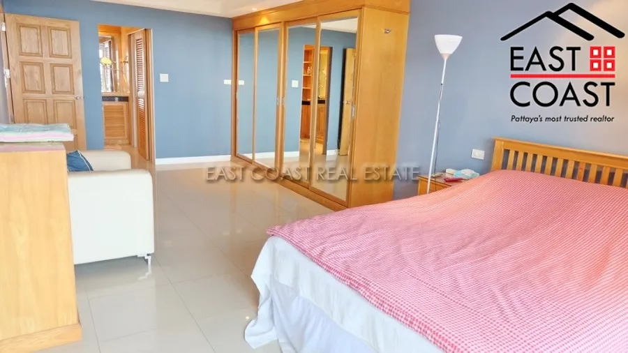 Grand Condo photo 16