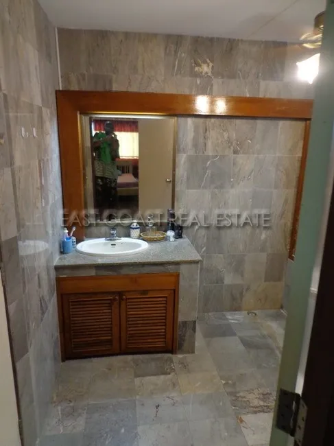 Royal Hill Condominium photo 15