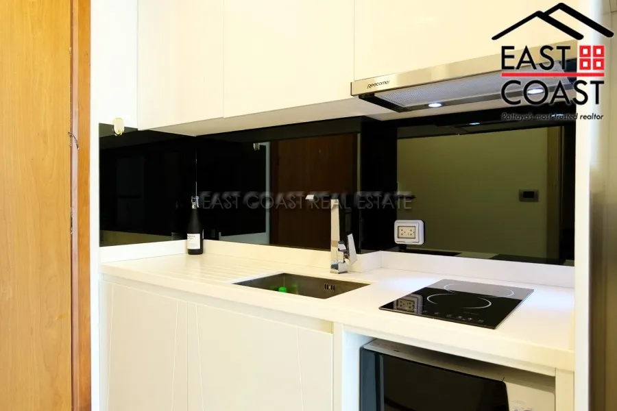 The Peak Towers photo 8
