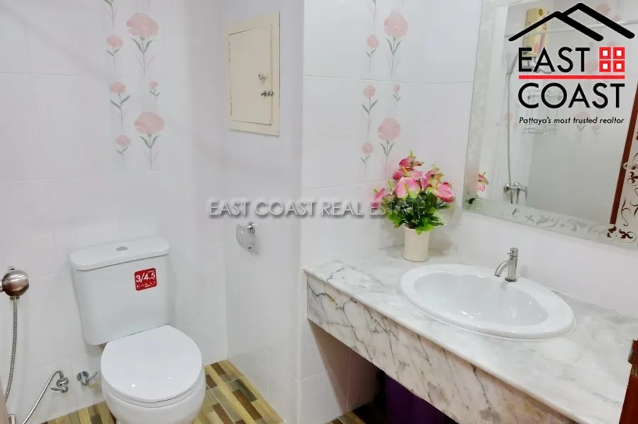 Jomtien Complex photo 14