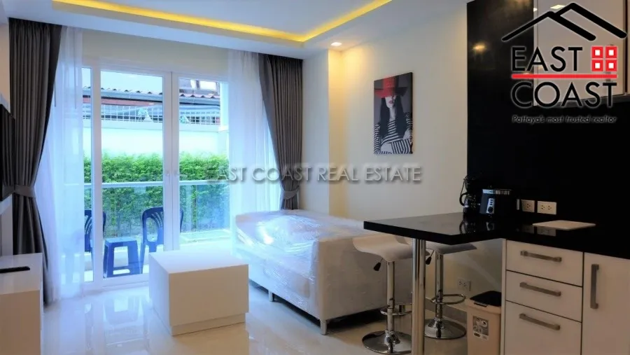 Grand Avenue Residence