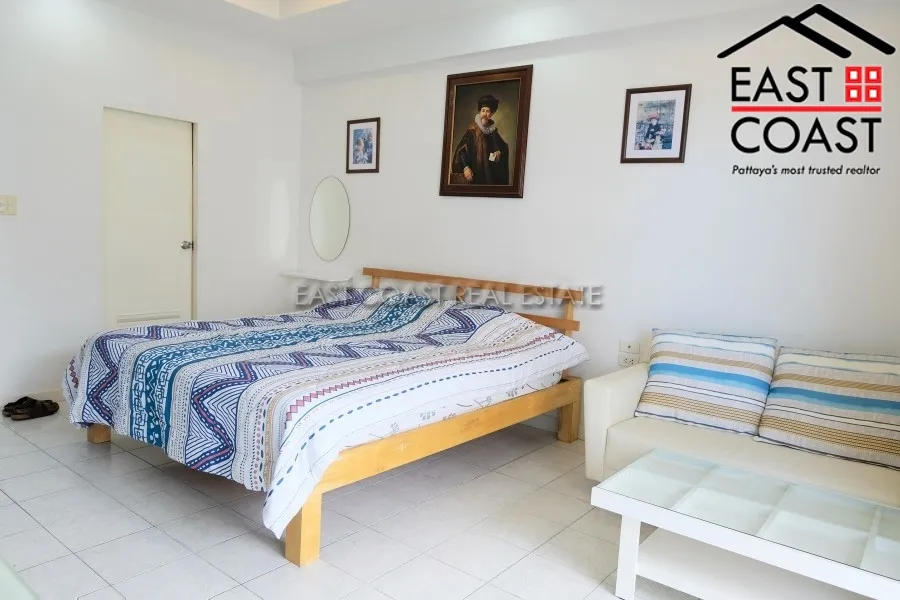 Jomtien Condotel & Village photo 6