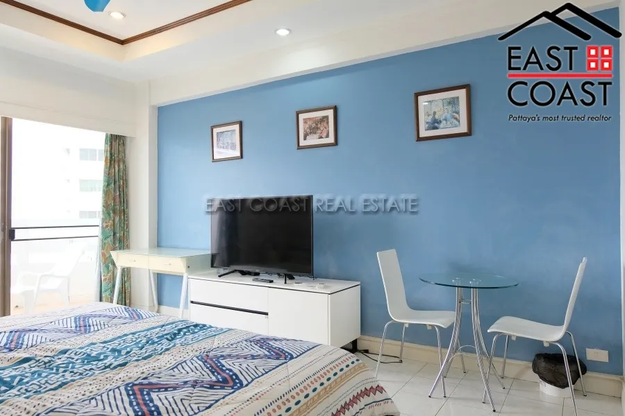 Jomtien Condotel & Village photo 7