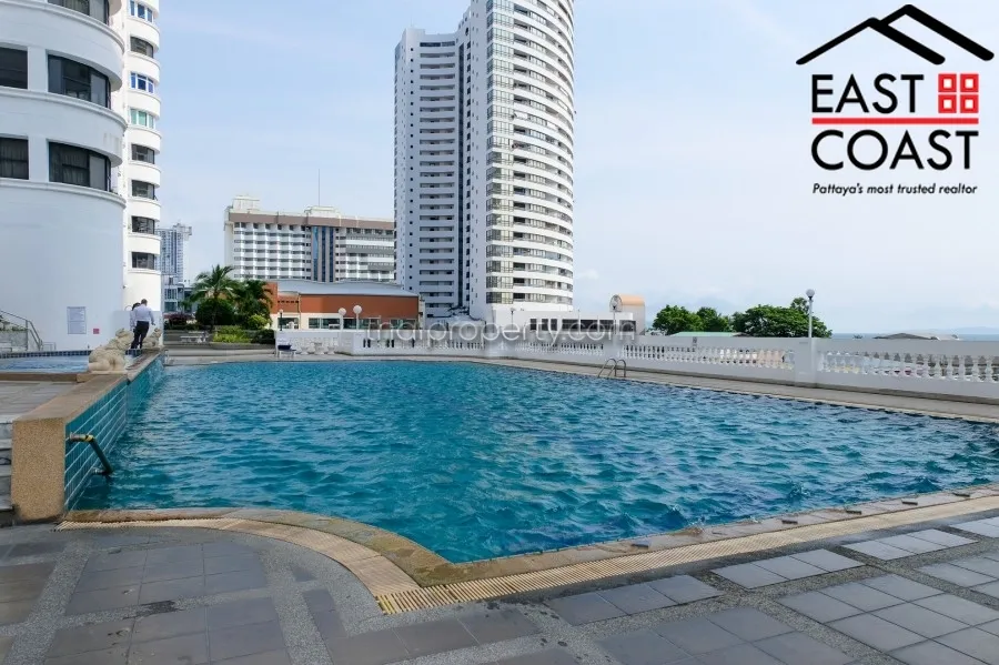 Jomtien Complex photo 15