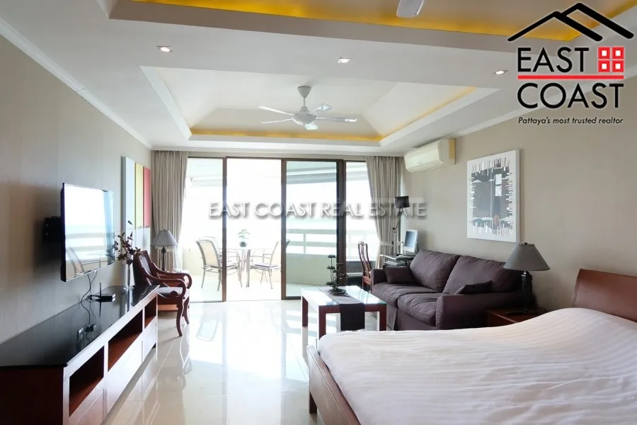 Jomtien Plaza photo 3