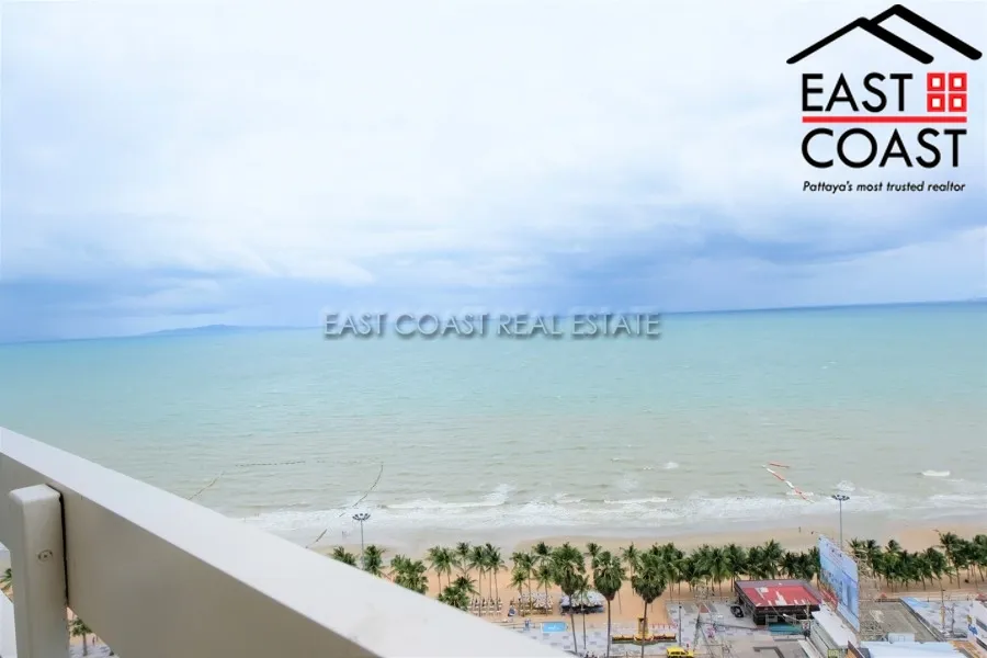 Jomtien Plaza photo 14