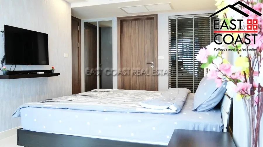 Grand Avenue Residence