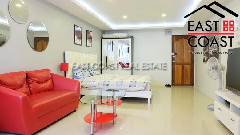 Pattaya Beach Condo photo 5