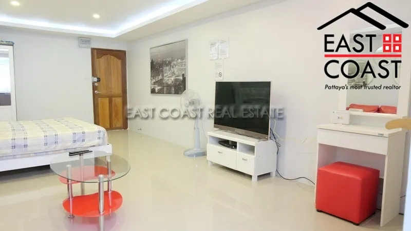 Pattaya Beach Condo photo 6