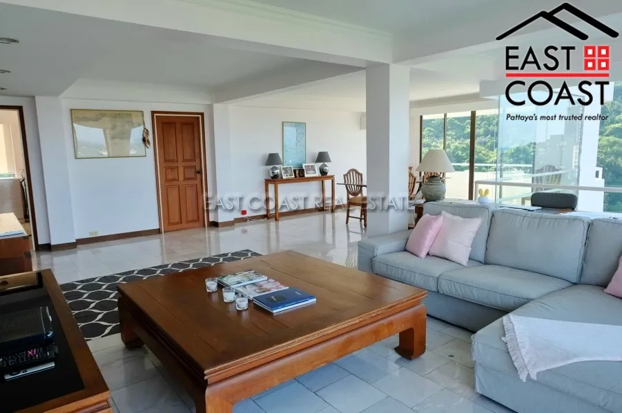 Monaco Residence photo 7