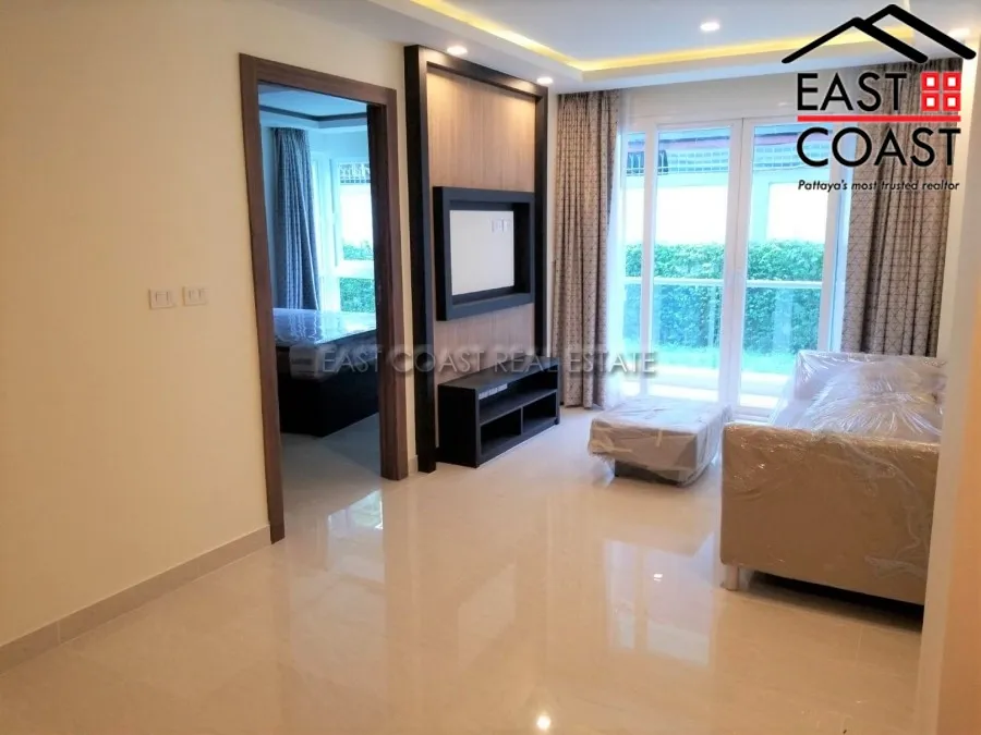 Grand Avenue Residence