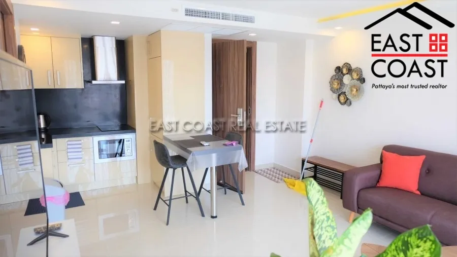 Grand Avenue Residence
