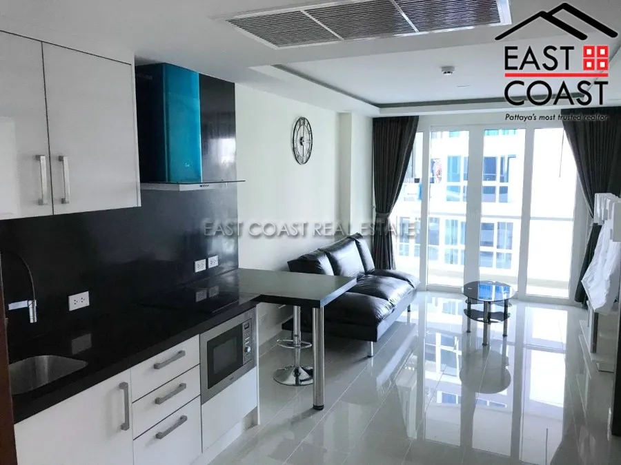 Grand Avenue Residence
