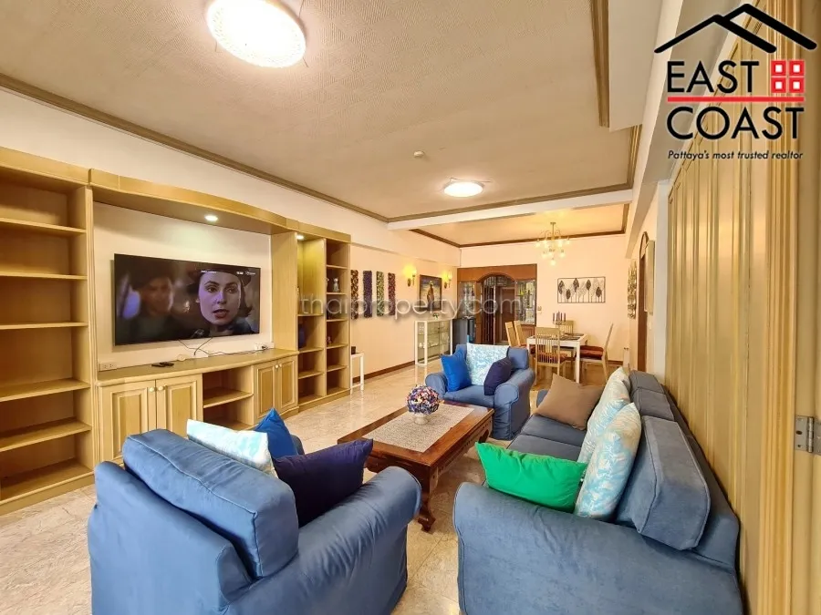 Jomtien Complex photo 9