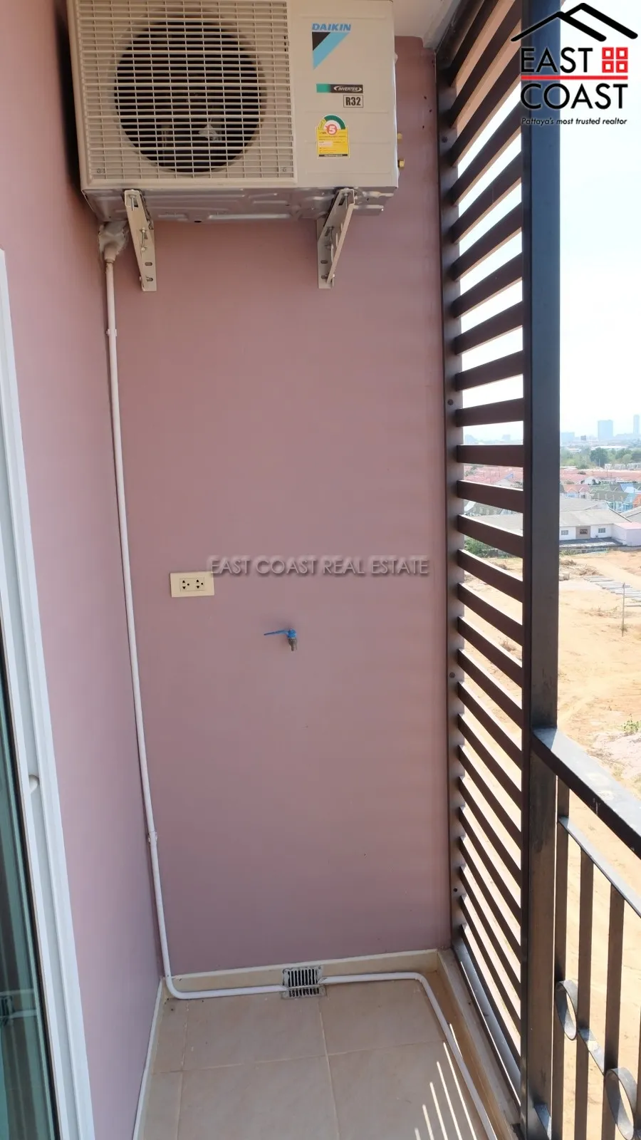 CC Condominium 2 photo 6